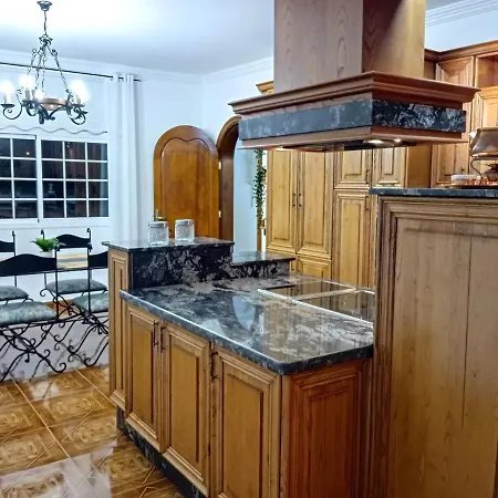Casa Noa Vila *